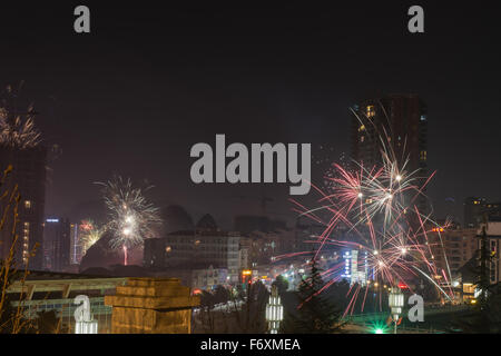 Nouvel-an chinois l'un des nombreux jours fériés que les Chinois utilisent pour allumé leurs feux d'artifice comme ici à Liupanshui. Banque D'Images