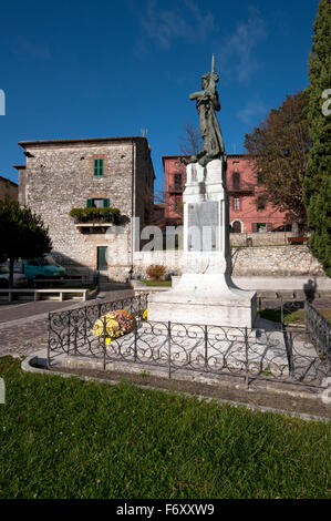 Monument commémoratif de guerre à Montecchio, Terni, Ombrie, Italie Banque D'Images