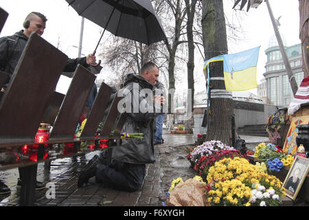 Kiev, Ukraine. 21 Nov, 2015. Le deuxième anniversaire des manifestations sur la place de l'Indépendance à Kiev : Crédit Nazar Furyk/ZUMA/Alamy Fil Live News Banque D'Images