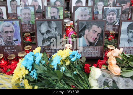 Kiev, Ukraine. 21 Nov, 2015. Le deuxième anniversaire des manifestations sur la place de l'Indépendance à Kiev : Crédit Nazar Furyk/Pacific Press/Alamy Live News Banque D'Images