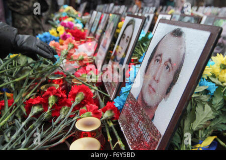 Kiev, Ukraine. 21 Nov, 2015. Le deuxième anniversaire des manifestations sur la place de l'Indépendance à Kiev : Crédit Nazar Furyk/Pacific Press/Alamy Live News Banque D'Images