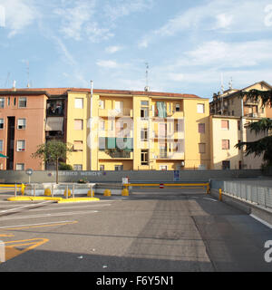 Immeubles à appartements de Milano, Italia, 2015. Banque D'Images