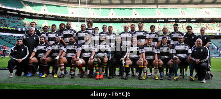 London, UK. 21 Nov, 2015. L'équipe de barbares photo pour le Killik Cup entre les Barbarians et l'Argentine au Stade de Twickenham. Les Pumas a remporté par la marque de 49-31. Credit : Action Plus Sport/Alamy Live News Banque D'Images