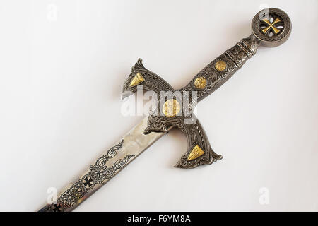 De l'épée médiévale Deteil sur fond blanc Banque D'Images