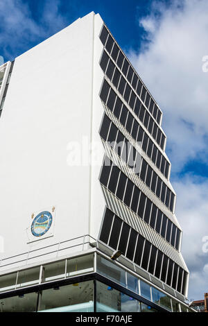 Le bâtiment Renold, sur l'ancien campus de l'UMIST, Université de Manchester, Manchester, Angleterre, Royaume-Uni. Cruickshank & Seward 1962. Banque D'Images