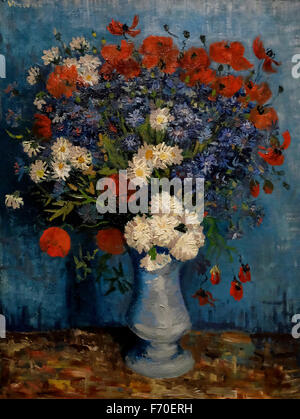 Vase aux bleuets et coquelicots - Vincent Van Gogh - 1887 Banque D'Images