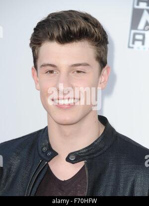 Los Angeles, USA. 22 Nov, 2015. Shawn Mendes aux arrivées pour 2015 American Music Awards - Arrivals 1, Microsoft Theatre, Los Angeles, CA, le 22 novembre 2015. © Dee Cercone/Everett Collection/Alamy Live News Crédit : Everett Collection Inc/Alamy Live News Banque D'Images