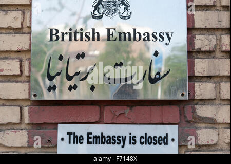 Signe, Ambassade Britannique, ​​Closed, Téhéran, Iran Banque D'Images