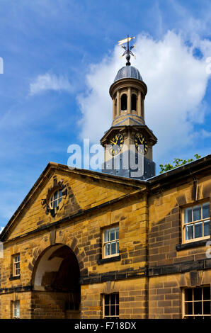 Tour de l'horloge à Nostell Prieuré une maison palladienne près de Wakefield West Yorkshire Angleterre UK construit 1733 pour la famille Winn Banque D'Images