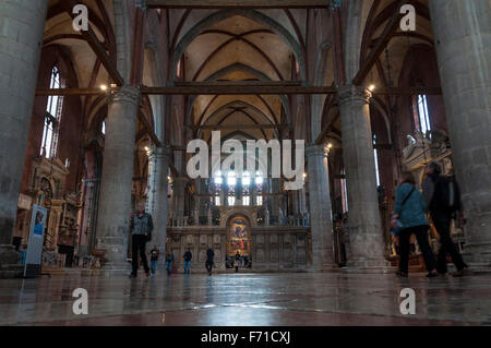 Basilique Santa Maria Gloriosa dei Frari à Venise, Italie Banque D'Images