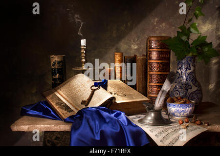 Déplorant l'éphémère - Vanitas still life Composition Banque D'Images