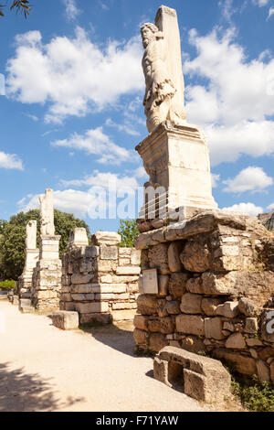 Des statues dans le palais des géants, Agora antique d'Athènes, Athènes, Grèce Banque D'Images