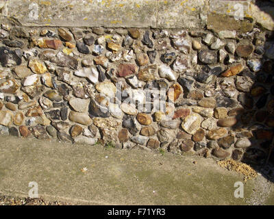 Mur de l'église en silex Banque D'Images