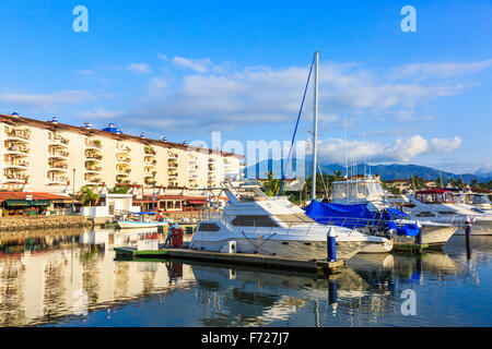 Port de plaisance de Puerto Vallarta, Mexique Banque D'Images