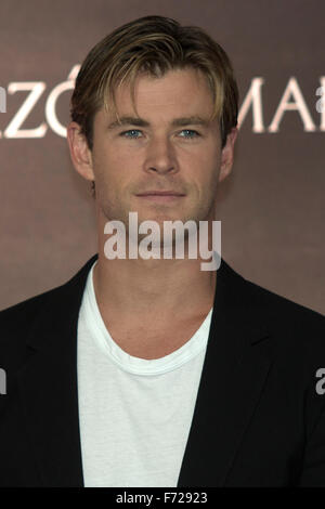 La ville de Mexico, Mexique. 23 Nov, 2015. L'acteur australien Chris Hemsworth pose lors d'un événement de promotion du film 'Au coeur de la mer", dans la ville de Mexico, capitale du Mexique, le 23 novembre 2015. Credit : Alejandro Ayala/Xinhua/Alamy Live News Banque D'Images