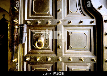 Porte en bois, Ganesh Pol, fort ambré, jaipur, rajasthan, inde, asie Banque D'Images