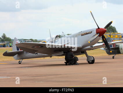 Un Spitfire, à l'RIAT 2010 à Fairford, où des avions militaires et civils se sont réunis à travers le monde Banque D'Images