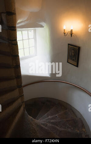 Escalier dans Traquair House, Innerleithen, Peeblesshire, Scottish Borders. Banque D'Images