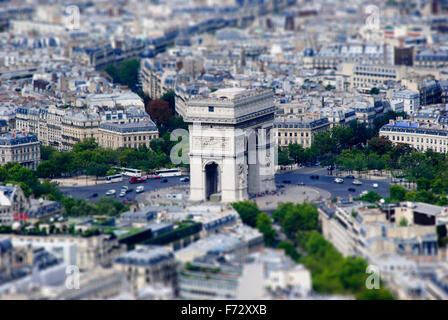 Modèle miniaturisé réaliste de l'Arc de Triomphe./Paris. Modèle de maman Banque D'Images