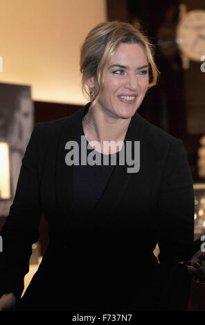 Londres, Royaume-Uni. 24 Nov, 2015. Kate Winslet assiste à l'ouverture de Boutique Longines. Credit : Ferdaus Shamim/ZUMA/Alamy Fil Live News Banque D'Images