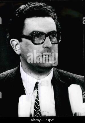 1968 - Gerhart Baum Rudolf - le nouveau ministre fédéral de l'intérieur : Gerhart Baum (Rudolf Rudolf Gerhard Baum - notre photo) est le nom du nouveau ministre de l'intérieur de la République fédérale d'Allemagne. Le successeur du ministre démissionnaire Werner Maihofer a été jusqu'à présent secrétaire d'État au Ministère de l'intérieur, à Bonn. Il a 45 ans et également membre de la Freie Demokratische Partei (comme Maihofer) © Keystone Photos USA/ZUMAPRESS.com/Alamy Live News Banque D'Images