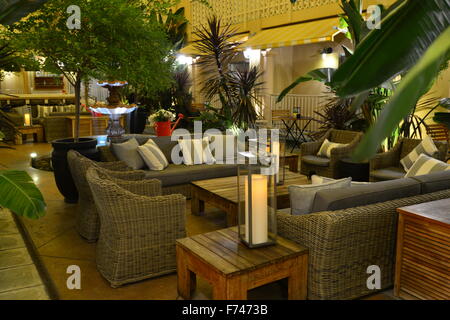 Atrium intérieur aire de repos d'un hôtel de Californie Banque D'Images