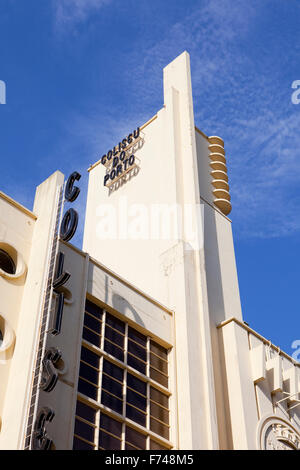 Le prestigieux théâtre Coliseu do Porto, Portugal et sa rationalisation et son architecture Art déco moderne - Porto, Portugal. Banque D'Images