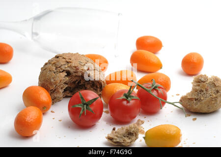 Pain et tomate Banque D'Images