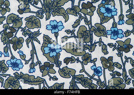 Tissu blanc et bleu motif floral avec arrière-plan. Banque D'Images