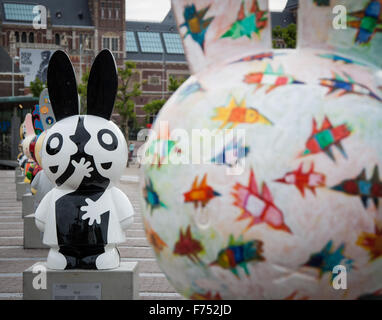 Art Miffy parade célébrant 60 ans par le musée Rijksmuseum à Amsterdam Pays-Bas Banque D'Images