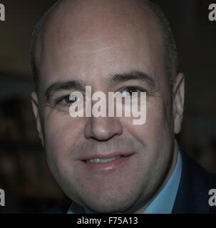 Malmö, Suède. 25Th Nov, 2015. Fredrik Reinfeldt lors de la signature de son livre. L'ancien Premier ministre suédois Fredrik Reinfeldt, qui a démissionné après avoir perdu l'élection de l'an dernier, vient de publier ses mémoires 'Halvvägs» où il décrit ses expériences personnelles et politiques d'être à l'honneur de la Suède au cours des trente dernières années. © Tommy Lindholm/Pacific Press/Alamy Live News Banque D'Images