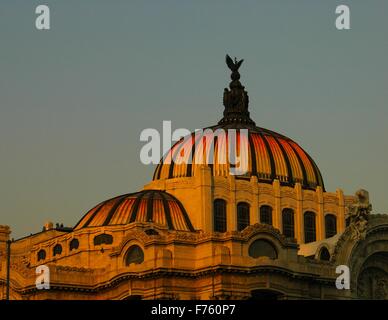 Le Palacio de Bella Artes, Mexico City Banque D'Images