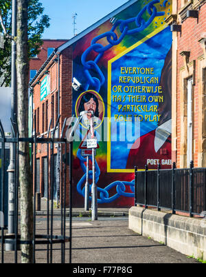 Texte de Bobby Sands fresque à Belfast Banque D'Images