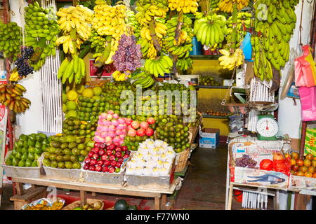 Sri Lanka - Kandy, fruits frais shop Banque D'Images