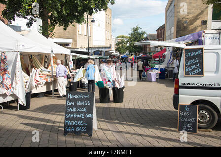 Yeovil Street Market, rue moyenne inférieure, Yeovil, Somerset, England, United Kingdom Banque D'Images