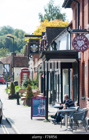 Café Costa, Church Street, Beaconsfield, Buckinghamshire, Angleterre, Royaume-Uni Banque D'Images