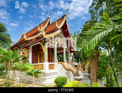 Chiang Mai, Thaïlande petit temple bâtiment. Banque D'Images