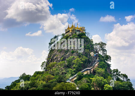 Mt. Popa, Mandalay Division, Myanmar. Banque D'Images