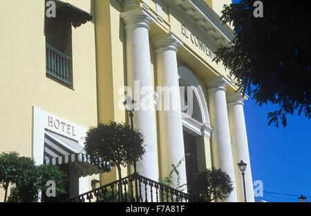 Hôtel El Convento propose une hébergement dans un quartier historique du Vieux San Juan, Porto Rico. Banque D'Images