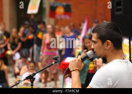 Sydney, Australie. 27 novembre, 2015. N° sosblakaustralia protestataires de la circulation se sont rassemblées devant le bureau du premier ministre australien à Sydney, Australie. Credit : Floyd Kala/Alamy Live News. Banque D'Images