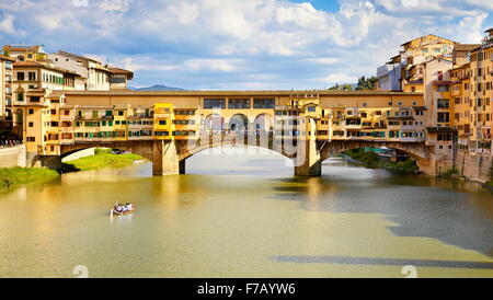 Le Ponte Vecchio, Florence, Toscane, Italie Banque D'Images