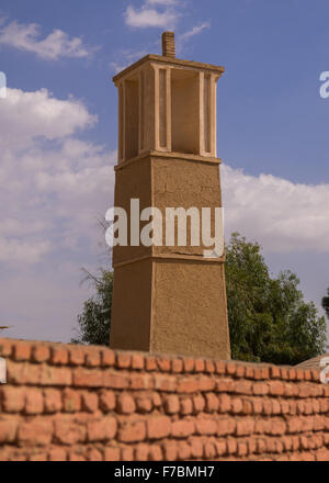 Tours à vent utilisé comme un système de refroidissement naturel dans l'architecture traditionnelle de l'Iran, Ispahan, Kashan, Iran Province Banque D'Images