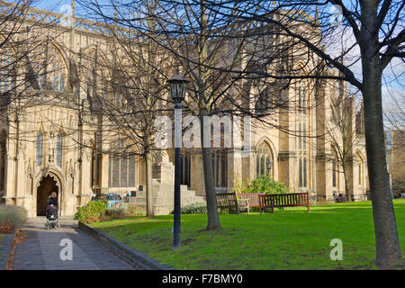 L'église paroissiale de St Mary Redcliffe côté sud, Bristol, Angleterre Banque D'Images