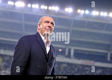 Giampiero Ventura, entraîneur-chef de Torino FC, au cours de la Serie A match entre Torino FC et FC Bologne. (Photo par Nicolò Campo / Pacific Press) Banque D'Images