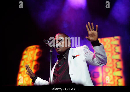 Philadelphie, Pennsylvanie, USA. 29 Nov, 2015. La chanteuse de R&B, RICKY BELL, du groupe, nouvelle édition, l'exécution à la Wells Fargo Center pendant la WDAS FM Maison de bourrage dans Philadelphie PA Credit : Ricky Fitchett/ZUMA/Alamy Fil Live News Banque D'Images