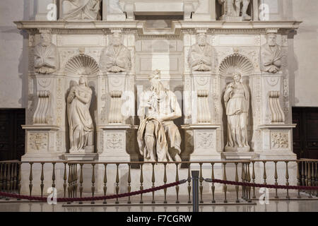 Moïse de Michel-Ange à l'intérieur de l'église San Pietro in Vincoli, Rome, Italie Banque D'Images