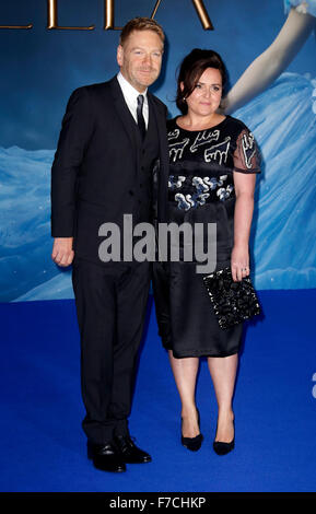 Mar 19, 2015 - Londres, Angleterre, Royaume-Uni - Directeur Kenneth Branagh et femme Lindsay Brunnock assistant à Cinderella UK Premiere, l'Odéon, Banque D'Images