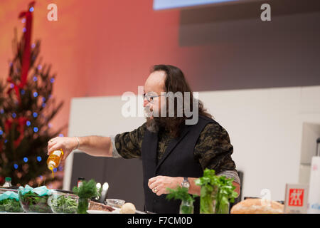 Birmingham, UK. 29 Nov, 2015. Hairy Bikers sur la scène Supertheater la cuisson d'une tempête à la bonne nourriture montrent l'hiver à la NEC de Birmingham. Crédit : Steven re/Alamy Live News Banque D'Images