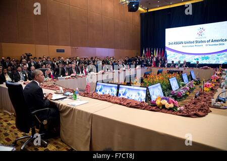 Le président des États-Unis, Barack Obama, au cours de l'Association des nations de l'Asie du Sud-Est réunion au sommet le 22 novembre 2015 à Kuala Lumpur, Malaisie. Banque D'Images