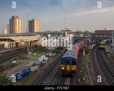 Clapham Junction gare tôt le matin Banque D'Images